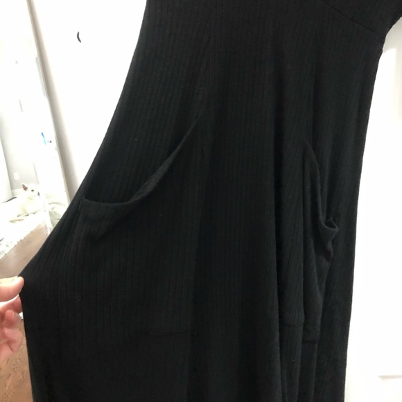 COPY - Reformation Ansel Dress L - Picture 7 of 7